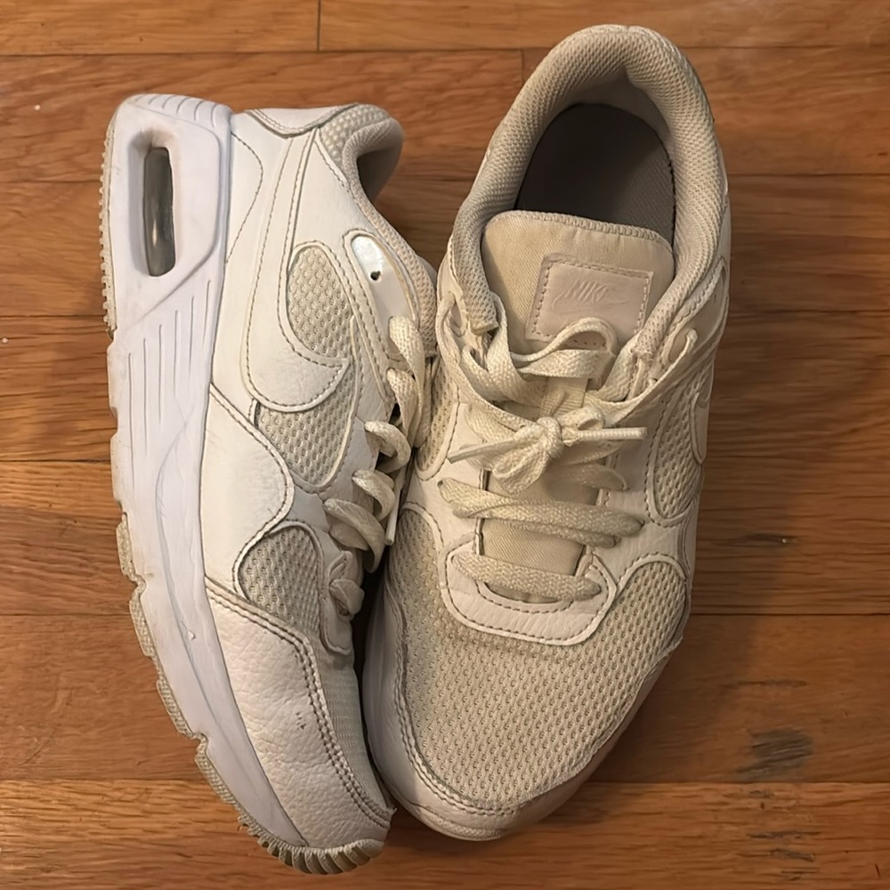 Nike women’s Air Max SC running shoes